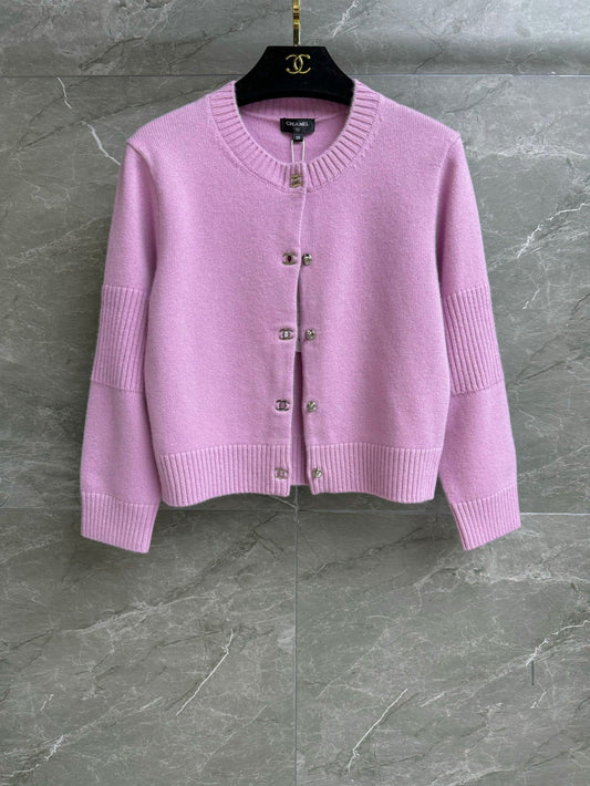 Cashmere cardigan with school bag button