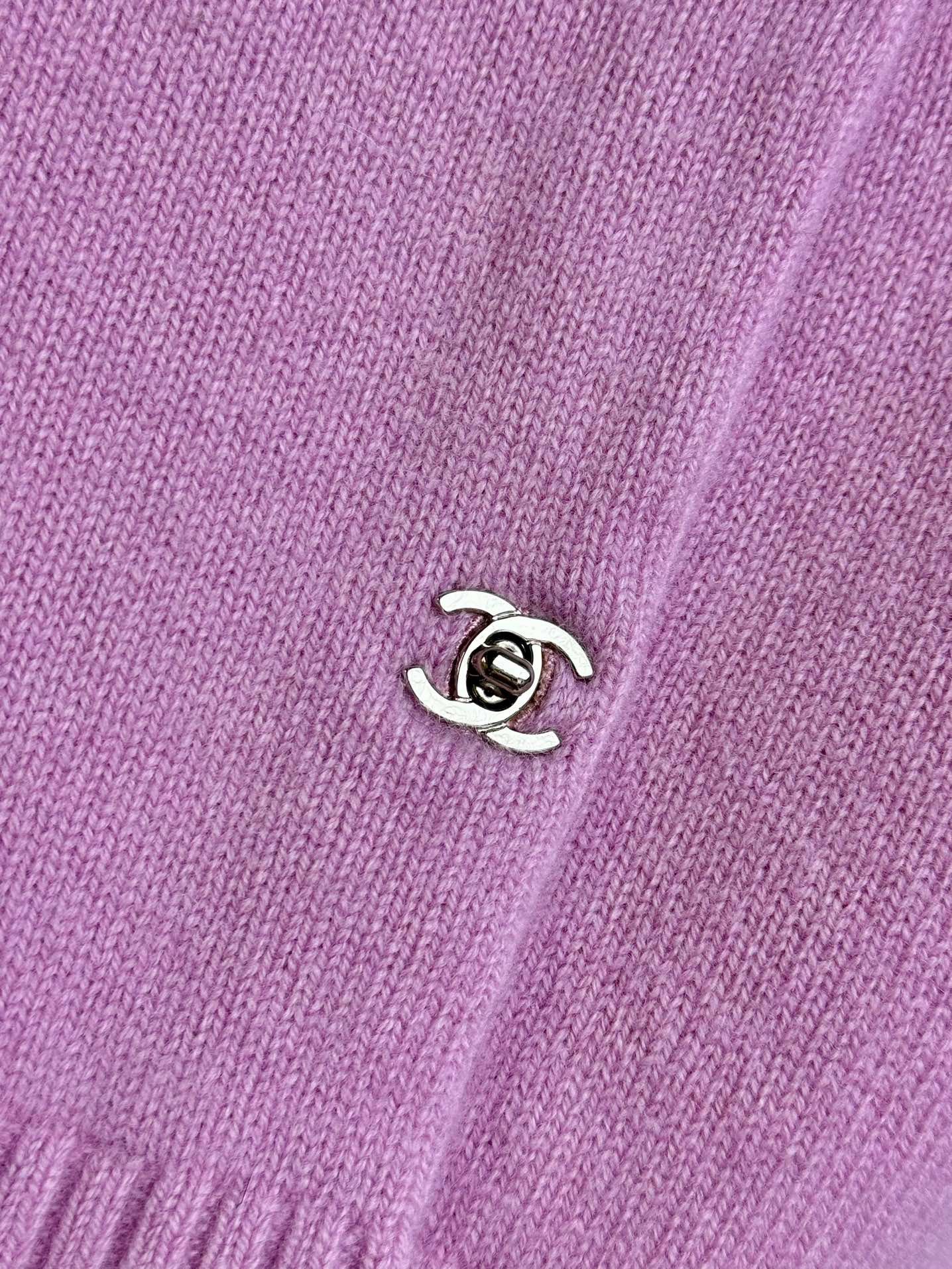 Kaschmir-Cardigan mit Schultütenknopf