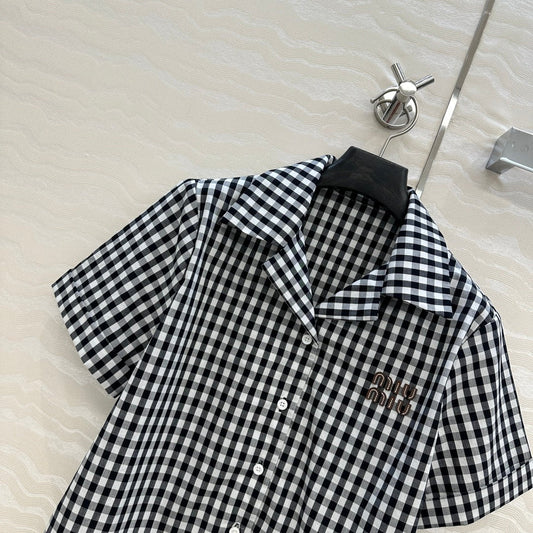 Intellectual style black and white small plaid short-sleeved shirt