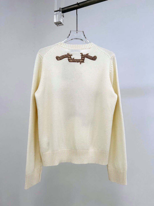 Gold thread five-pointed star ribbon round neck wool sweater
