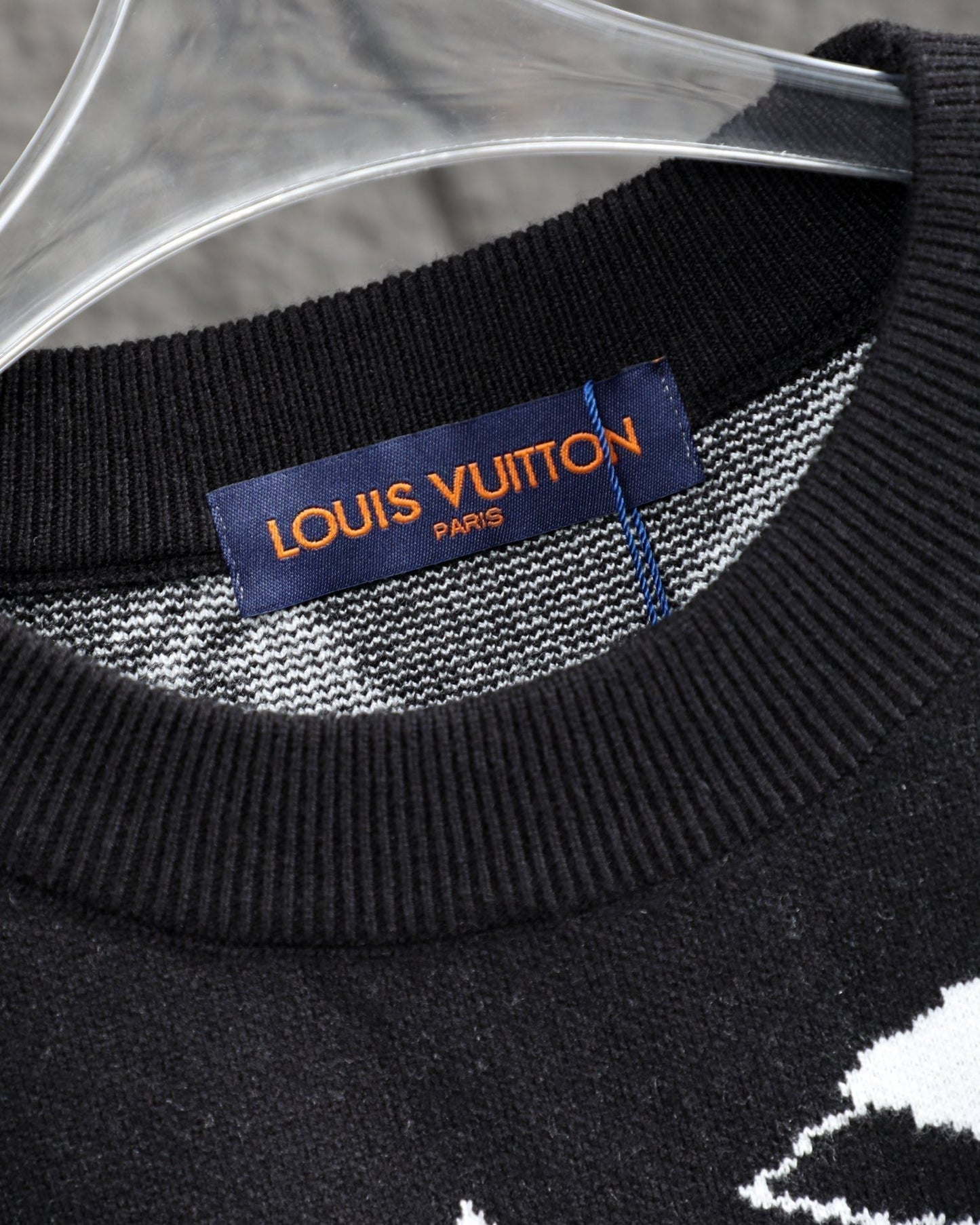 L Jacquard-Pullover mit Rundhalsausschnitt