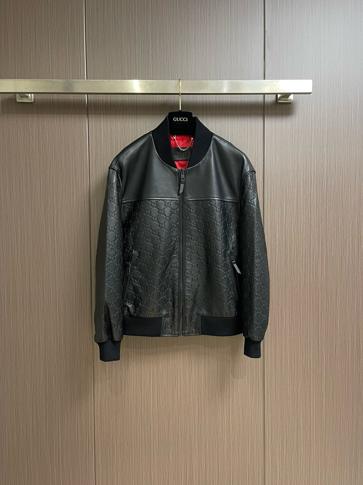 Veste en cuir gaufré