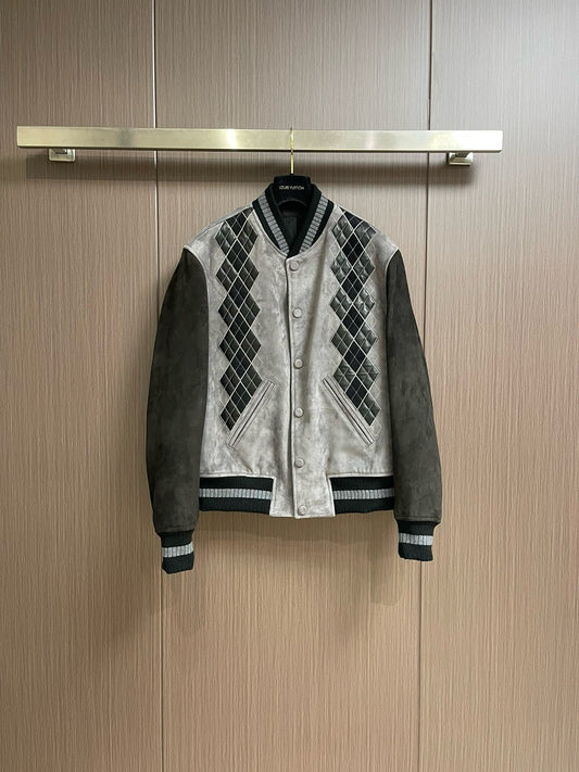 veste en cuir à losanges donnée