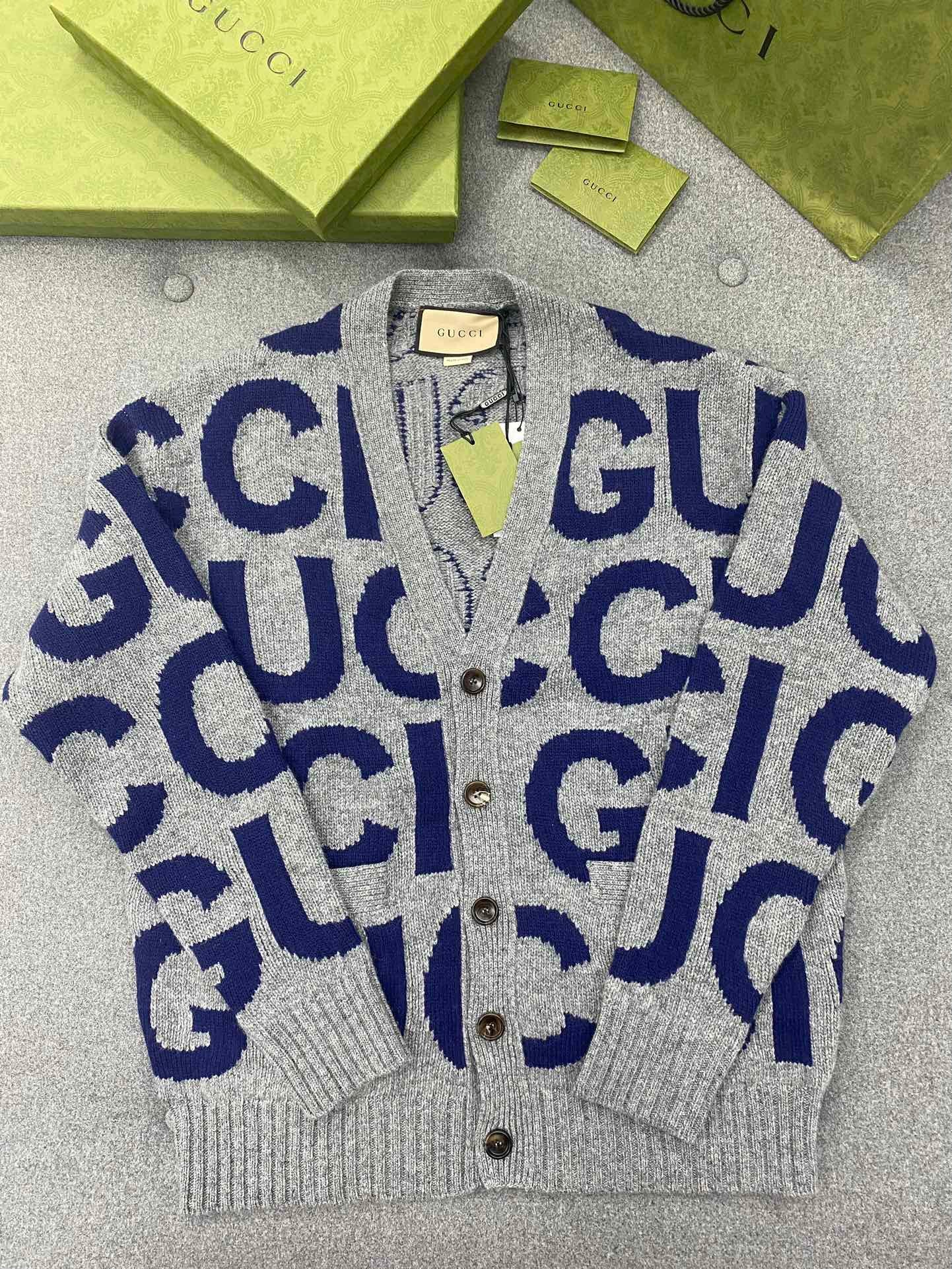 Intarsien-Cardigan aus Wolle