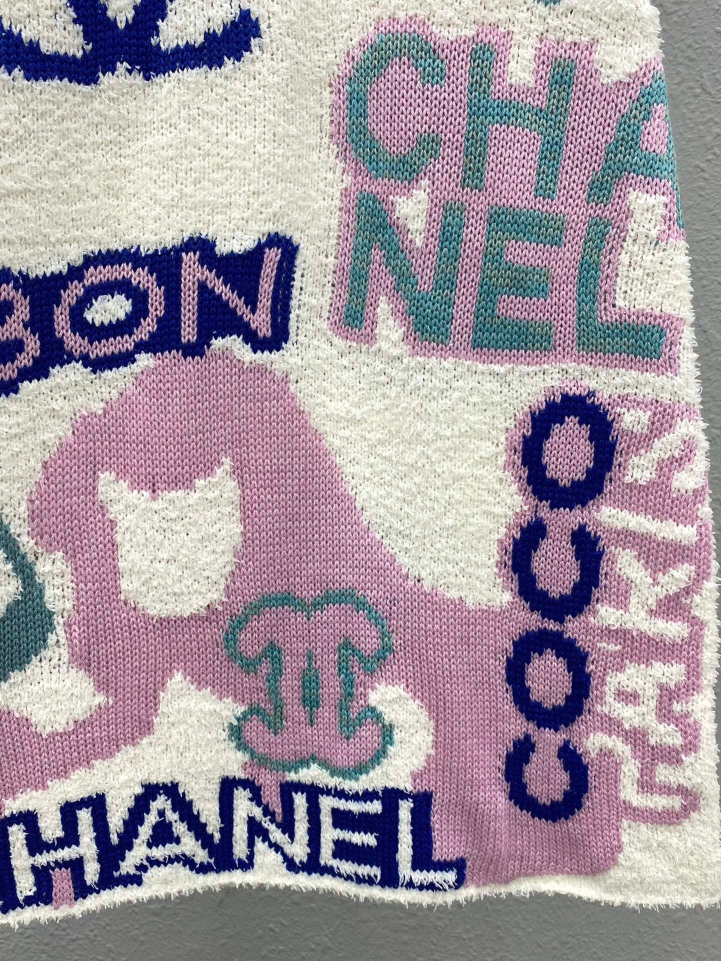Robe gilet à épaules dénudées en jacquard avec logo en fil coloré