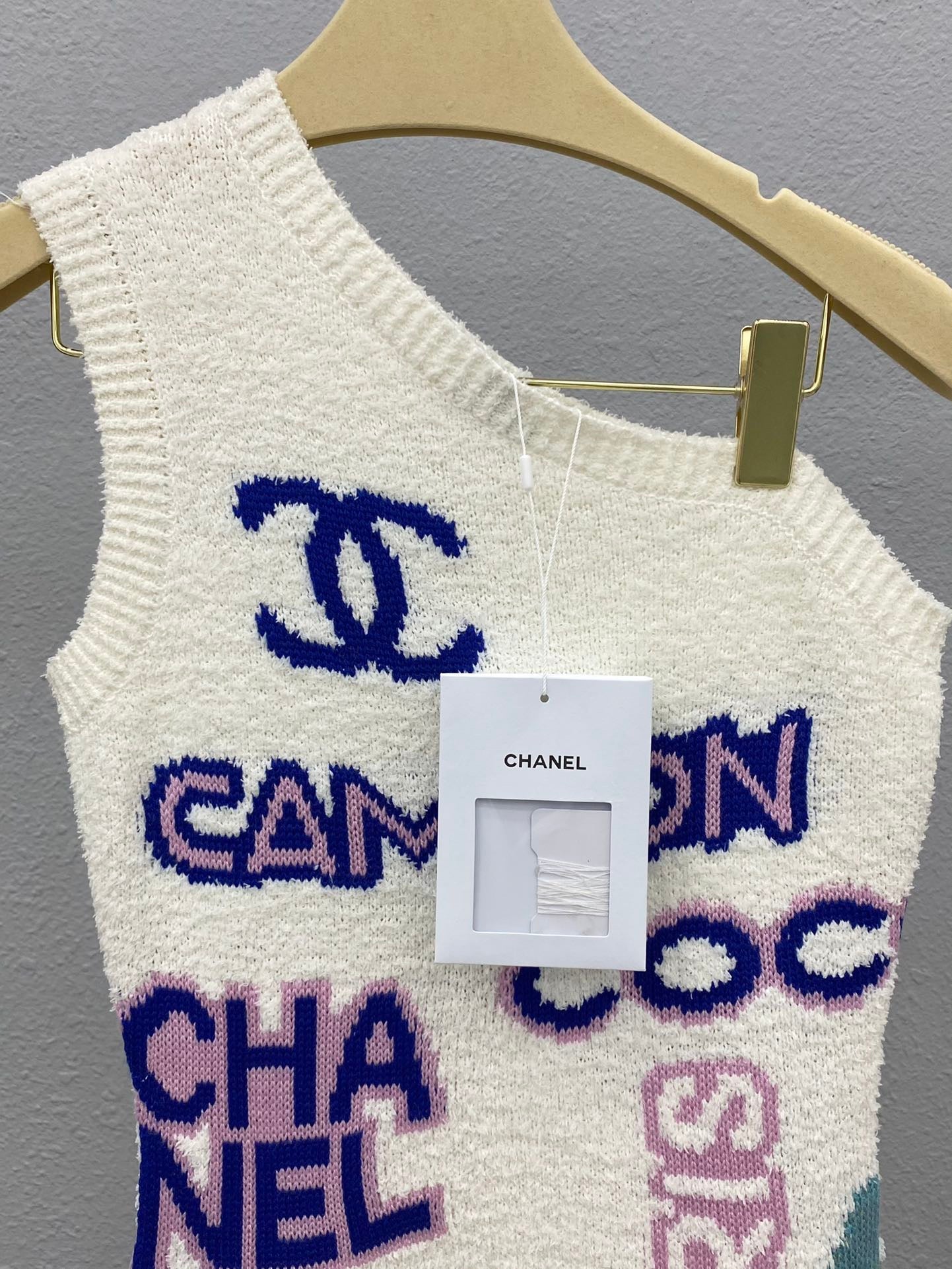 Robe gilet à épaules dénudées en jacquard avec logo en fil coloré