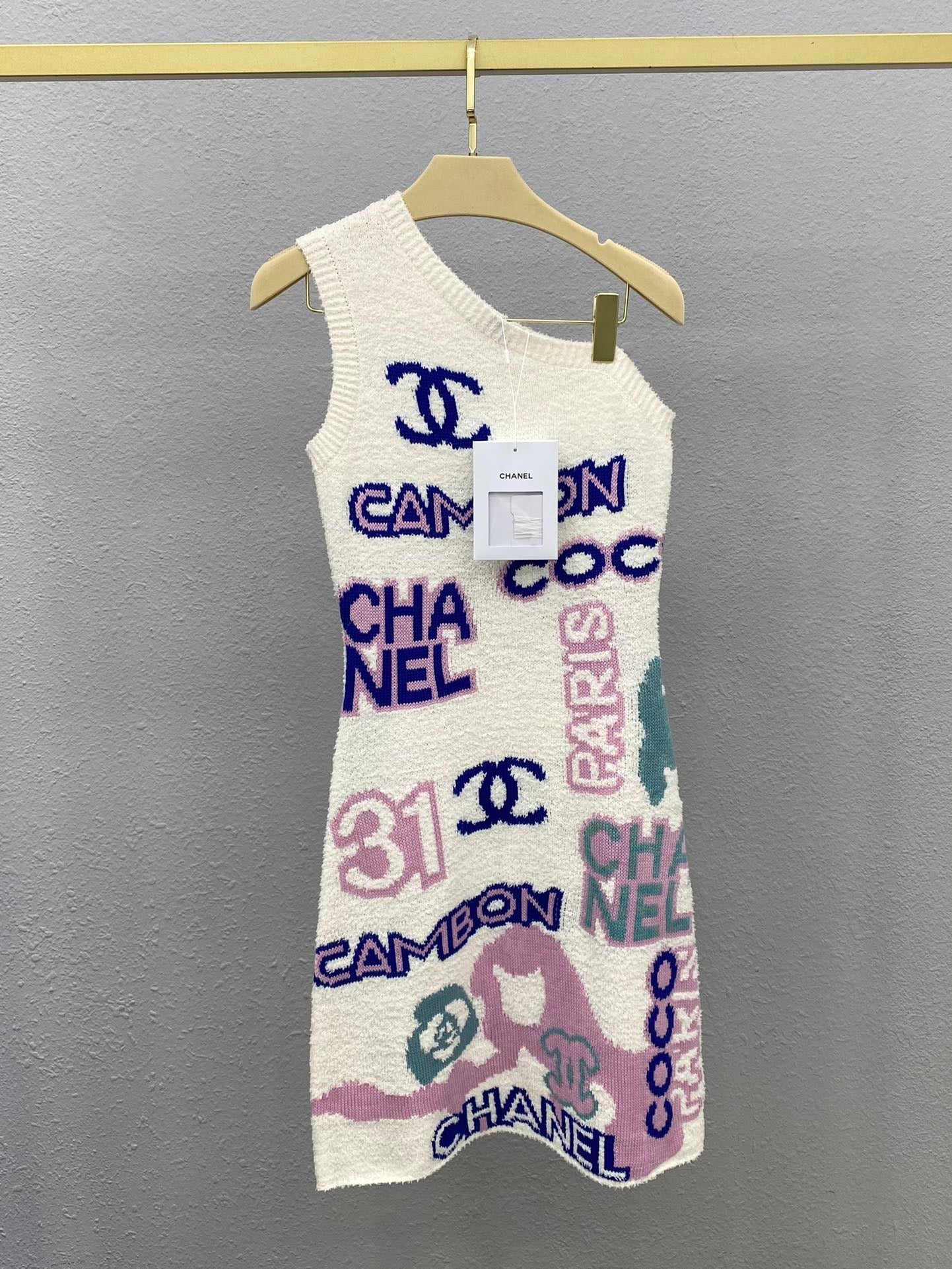 Robe gilet à épaules dénudées en jacquard avec logo en fil coloré
