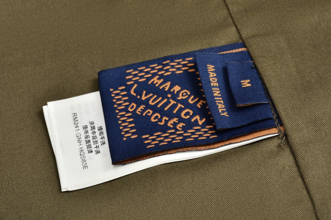 Veste de travail cloutée