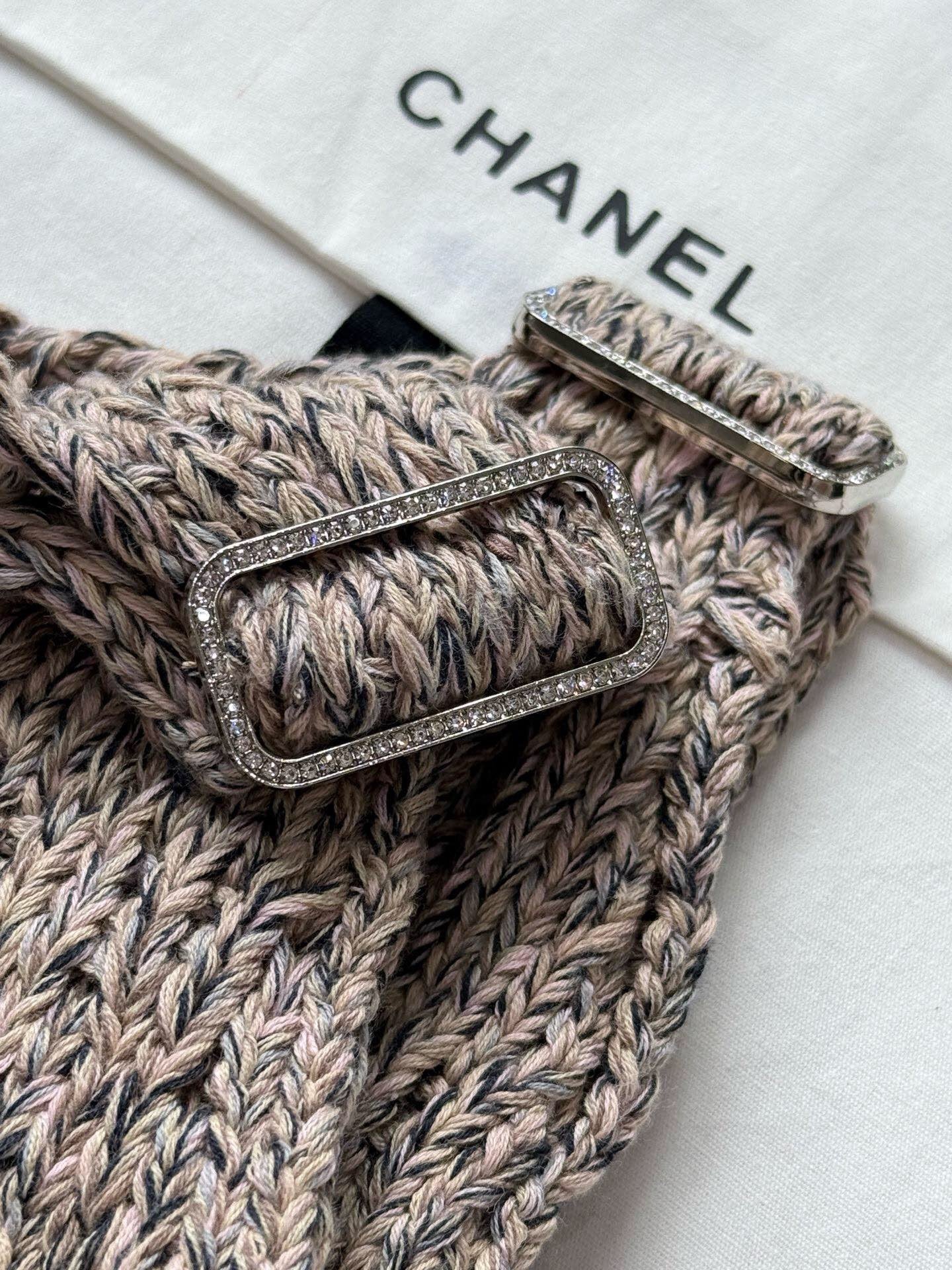 Neues, individuell gefärbtes Leibchen aus der Butterfly-Serie