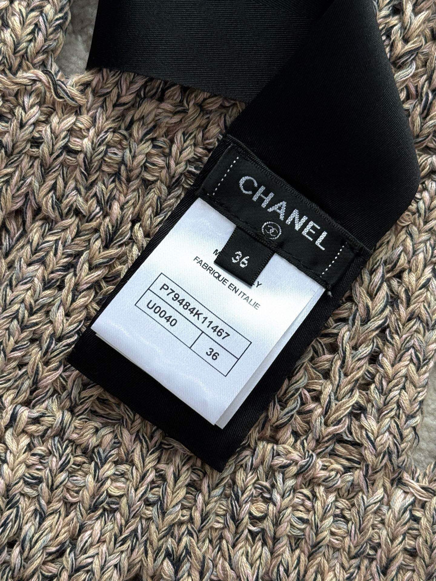 Neues, individuell gefärbtes Leibchen aus der Butterfly-Serie