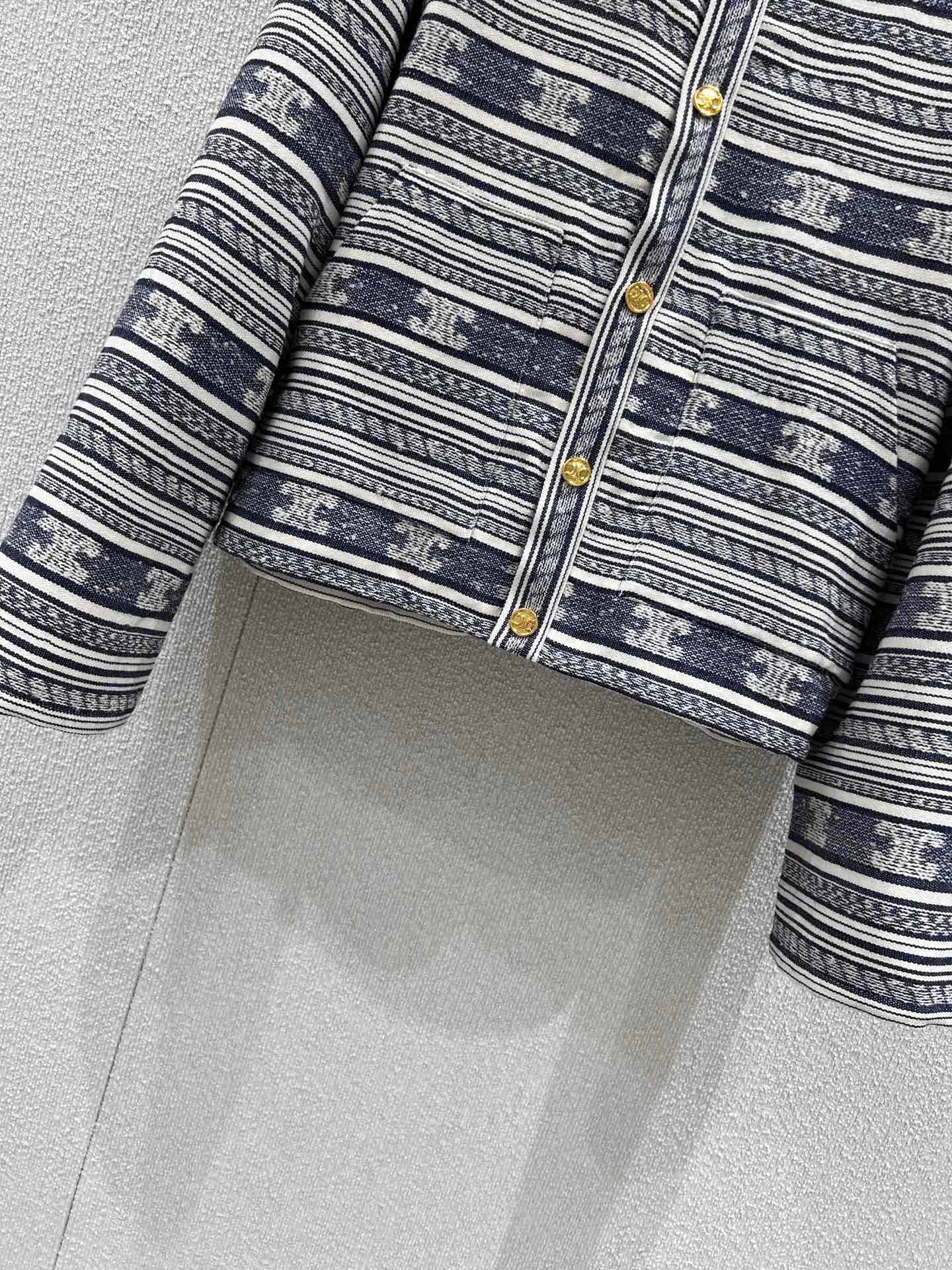 Veste à col rond et simple boutonnage en jacquard avec logo rayé, nouvelle collection début d'automne 25Fw