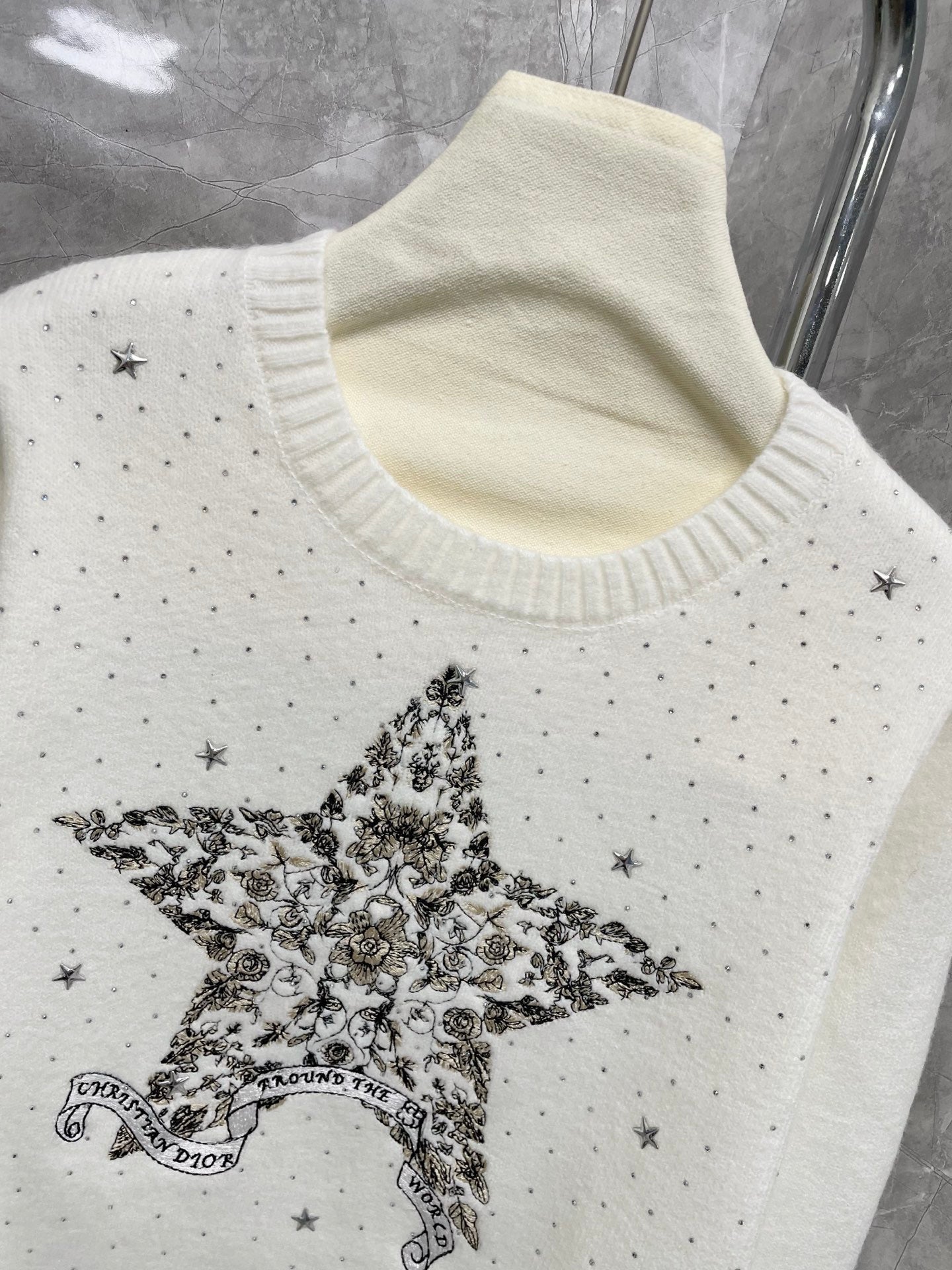 25 nouveaux diamants chauds ciel étoilé étoile à cinq branches broderie lourde manches longues