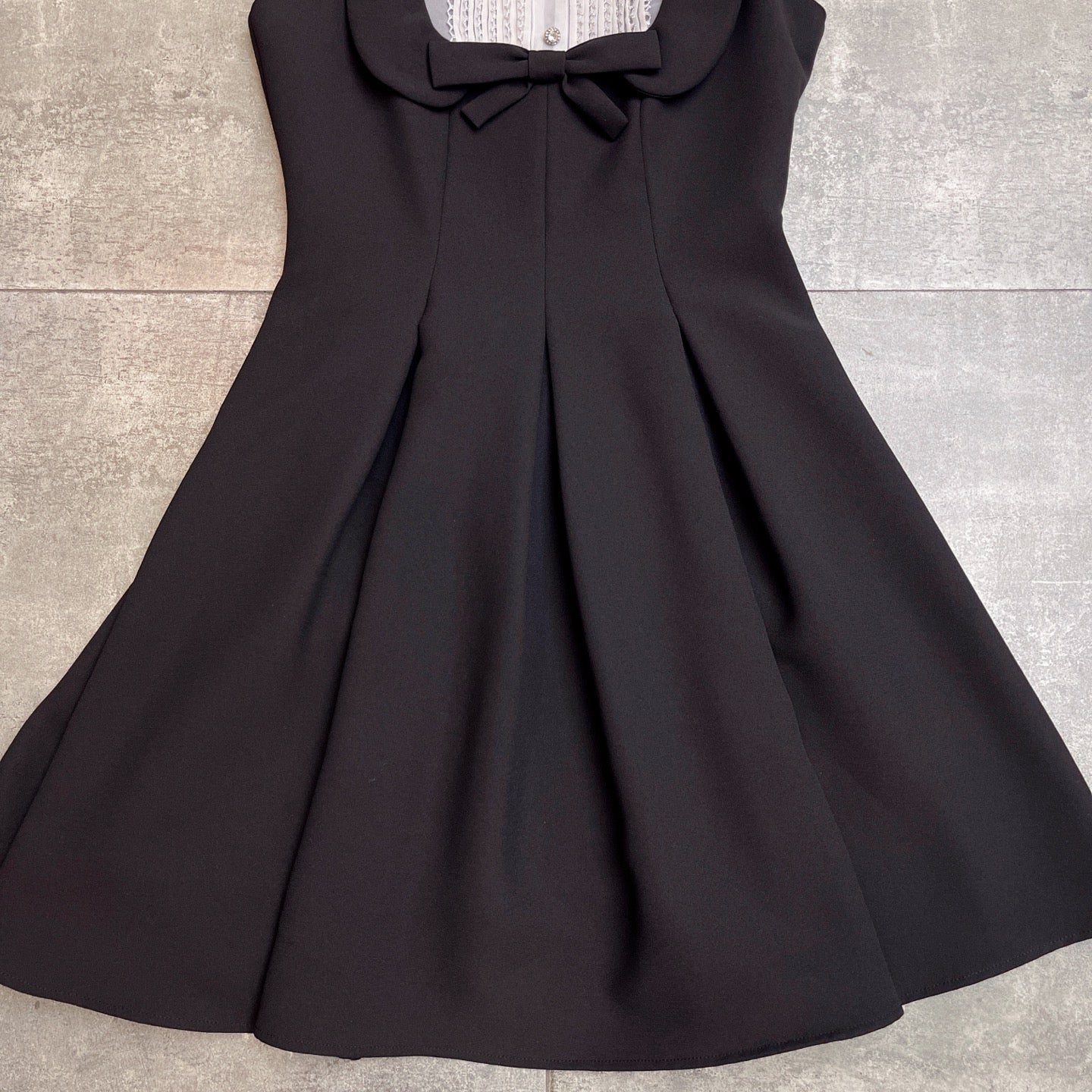 Mini-robe pour fille de Chaebol