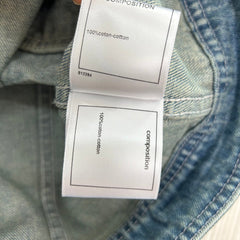 Nostalgic washed denim jeans