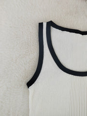 C nspired Knitted Vest