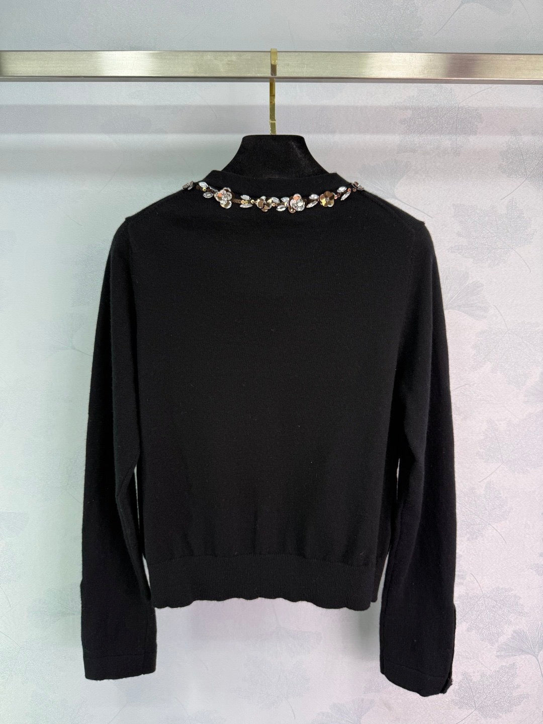 Cardigan en tricot à fleurs perlées