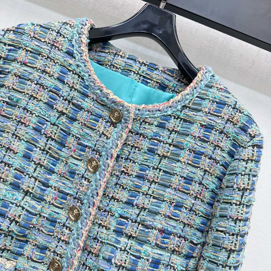 Geflochtene Anzugjacke mit eingefasstem Saum