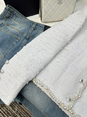 Creamy White Twill Tweed Pearl-Trimmed Button Short V-Neck Long-Sleeved Jacket