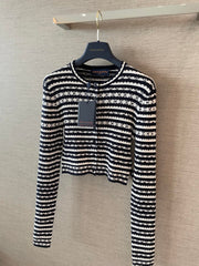 Cardigan tricoté au crochet