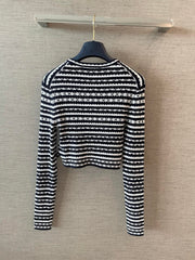 Cardigan tricoté au crochet
