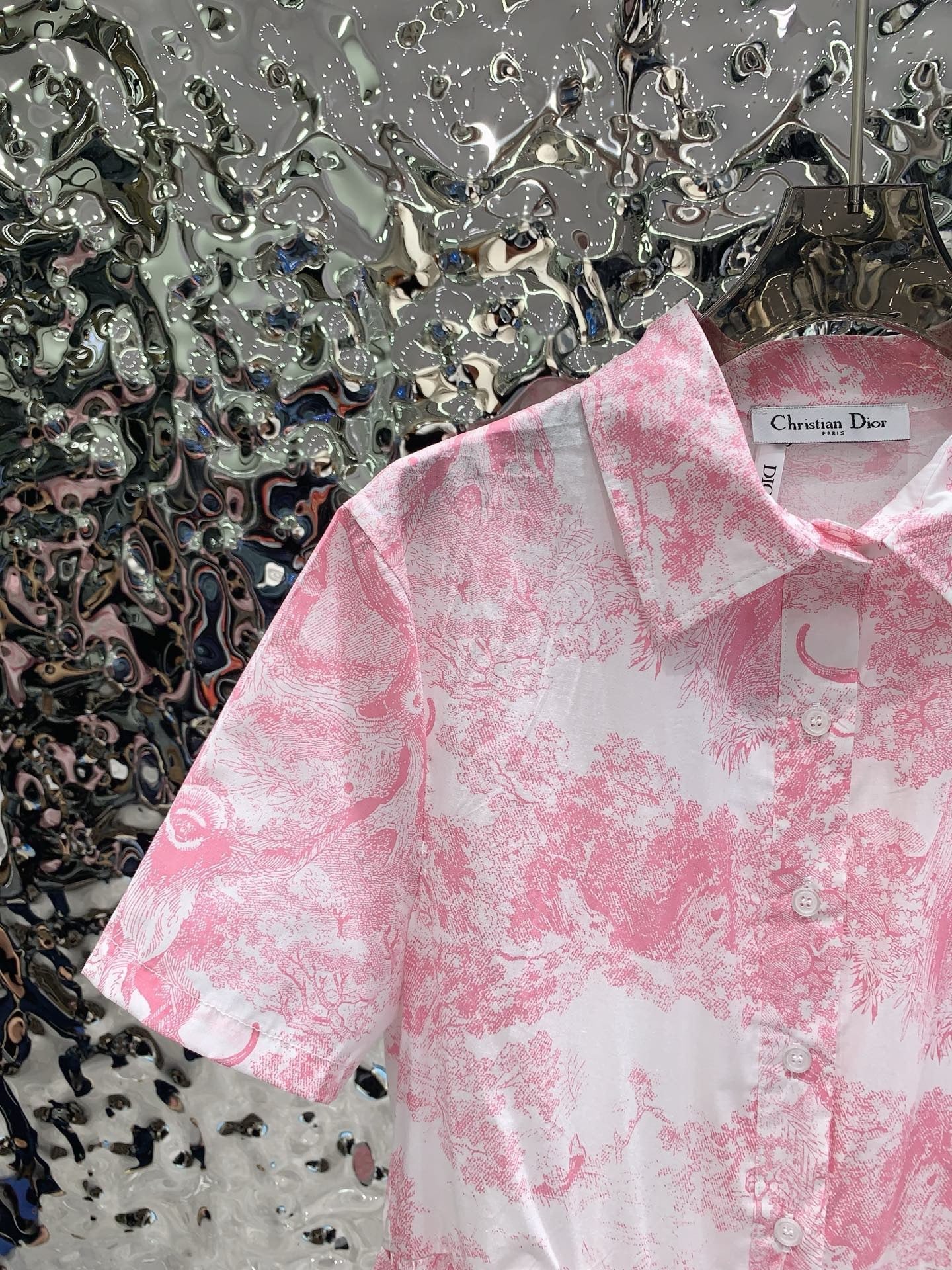 Kurzärmliger, bedruckter langer Rock