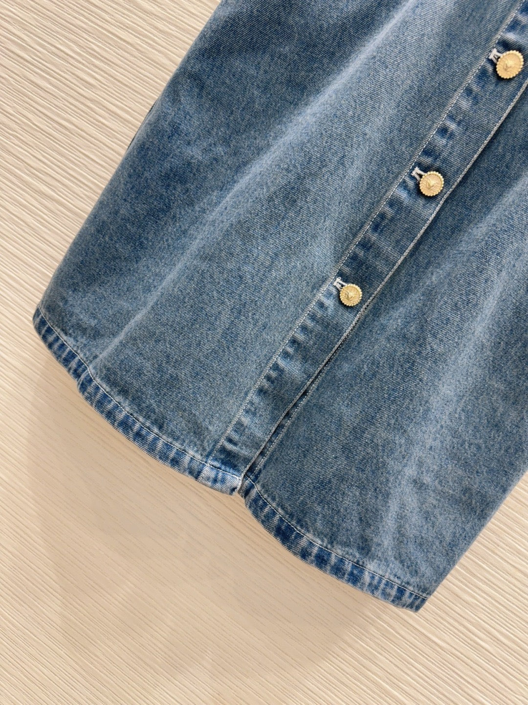 Robe gilet en jean dégradé à ourlet à bandes