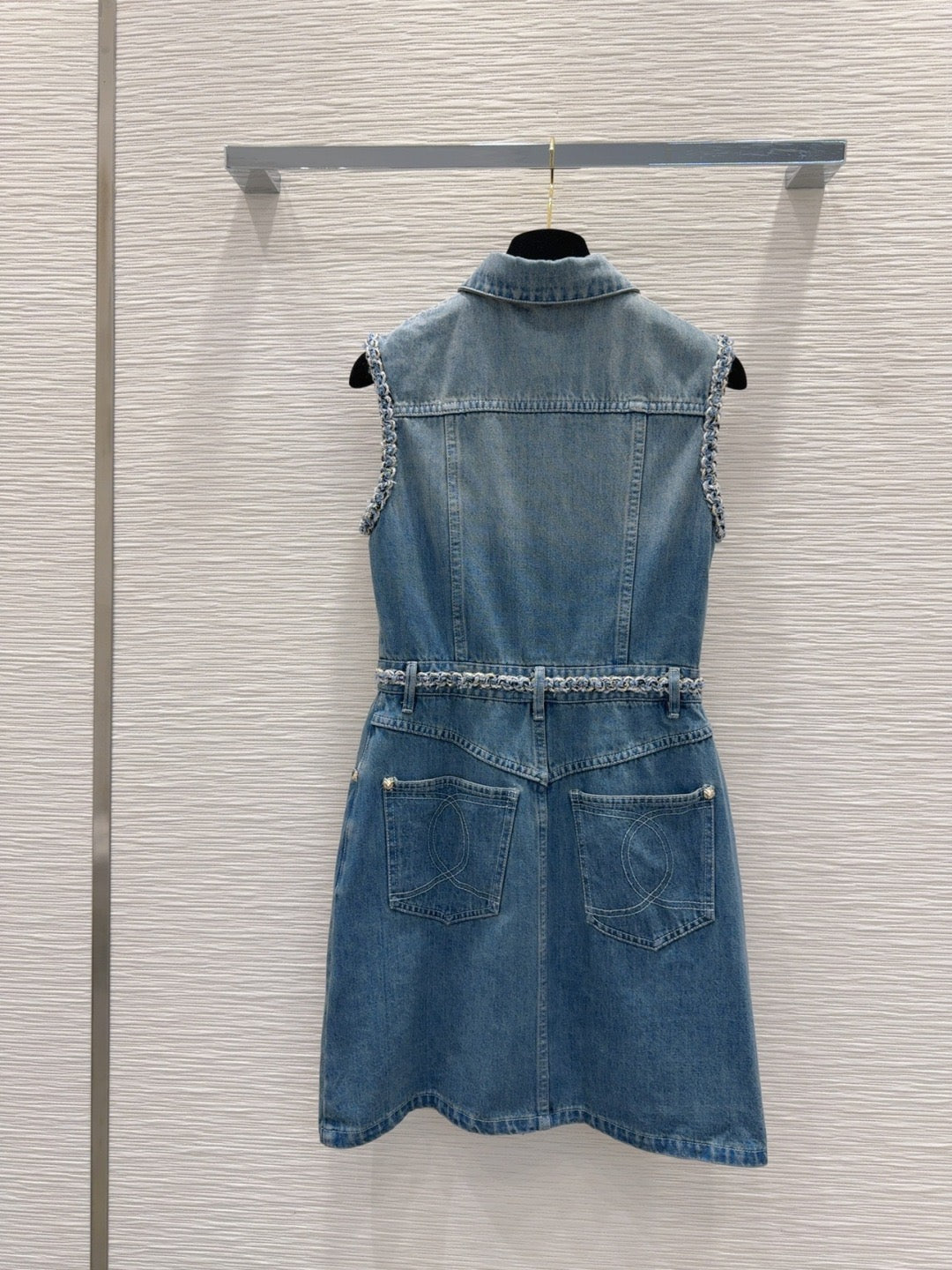 Robe gilet en jean dégradé à ourlet à bandes