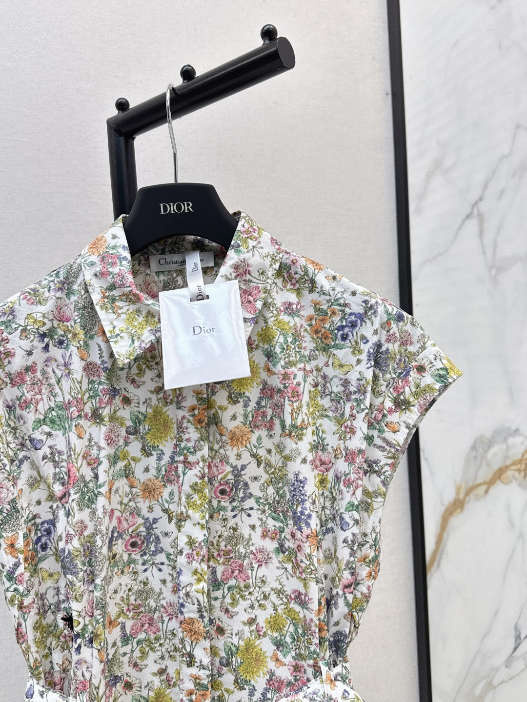 Floral print sleeveless dress