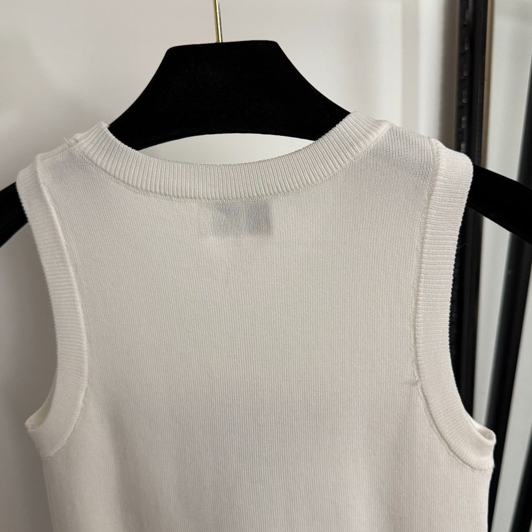 Slim-Fit-Strickweste mit Skizzenstickerei