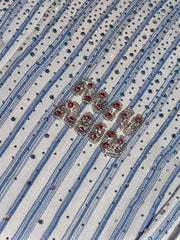 Chemise à rayures et strass à épaules tombantes 