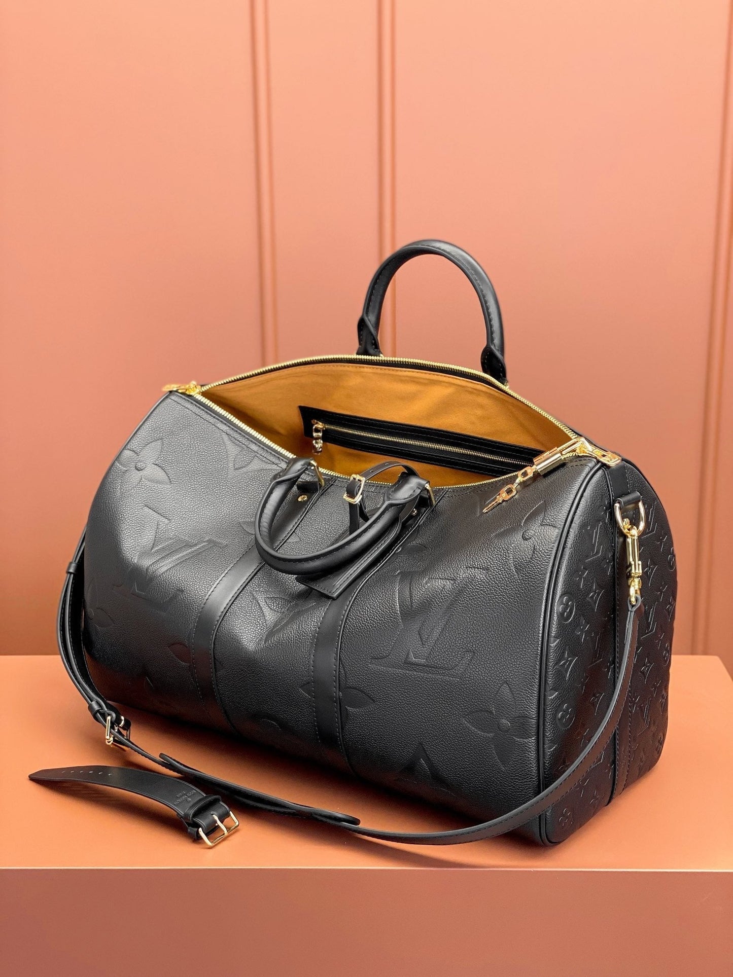 Keepall Bandoulière 45 Monogram Empreinte Leder