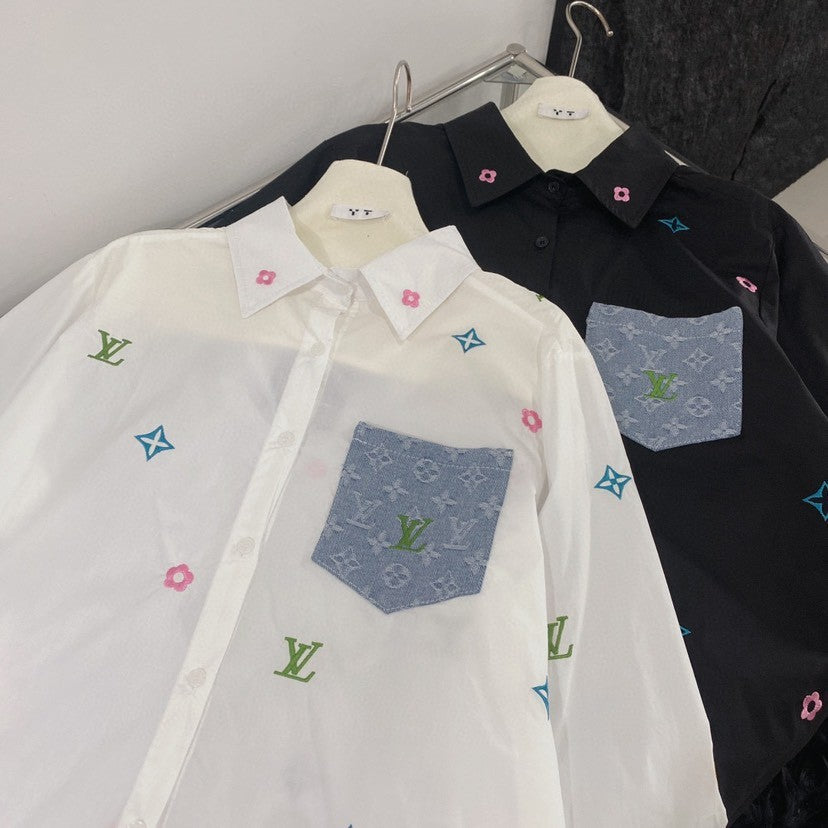 Chemises brodées bicolores avec poche en denim 