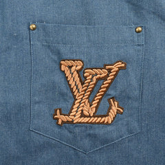 Jeansanzug mit aufgesticktem Buchstabenlogo aus Hanfseil