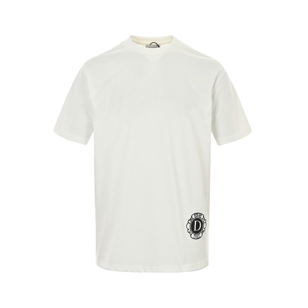 Kurze Ärmel mit geflocktem Schriftzug auf der Rückseite 