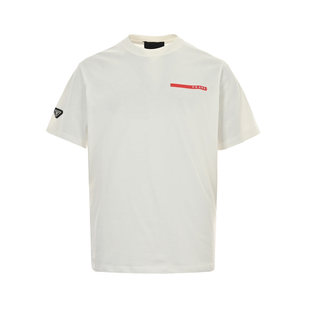 Manches courtes classiques avec bordure en silicone rouge 