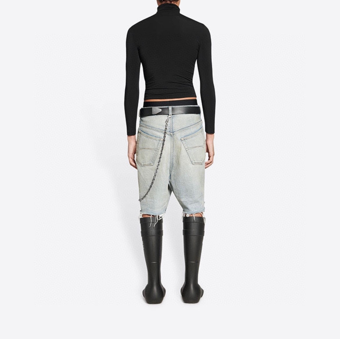 short en jean à ourlet à pompons vieilli