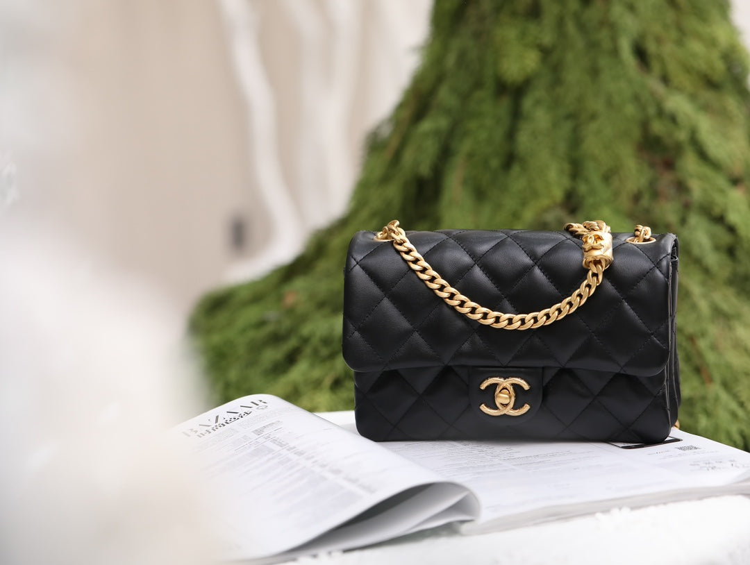 Neues Modell verstellbare Schnalle Flap Bag schwarz