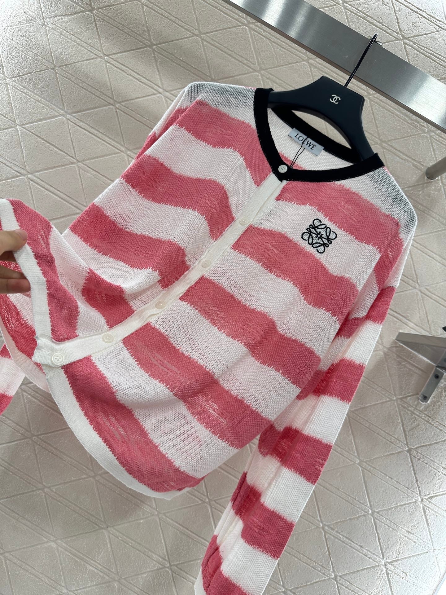 cardigan rayé en tricot à manches longues