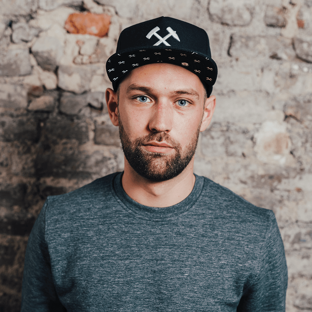 Schlägel und Eisen Snapback - Schwarz Weiß 