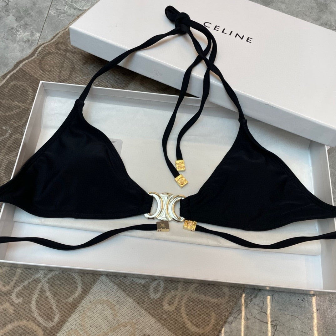 Neuer sexy Bikini-Badeanzug für heiße Mädchen mit großem Metalllogo