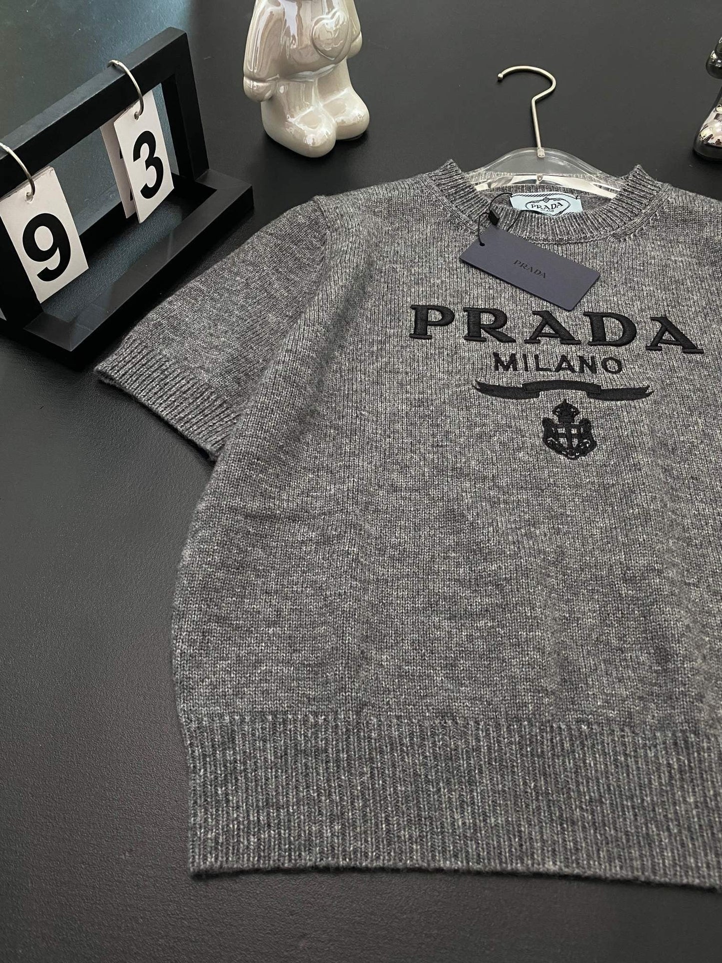 Neue Buchstaben gestrickte kurze Ärmel