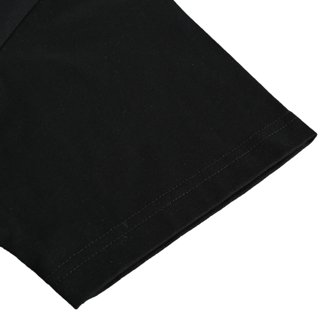 HANDGEZEICHNETES T-SHIRT MITTLERER PASSFORM IN SCHWARZ 