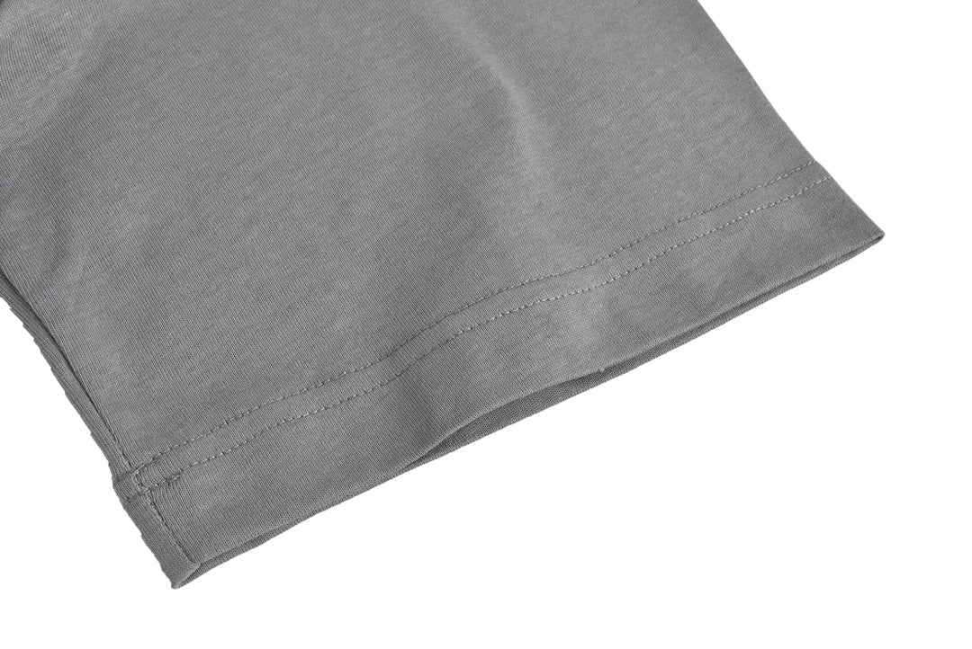 Kurze Ärmel im Graffiti-Stil 