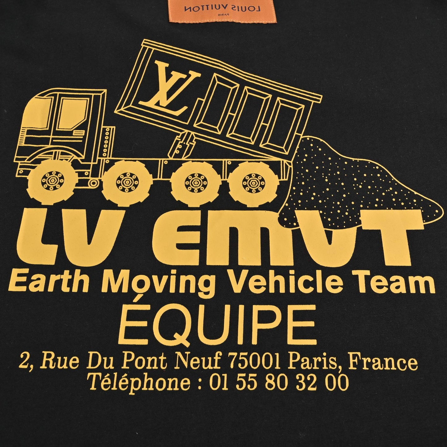 fourgon à manches courtes 