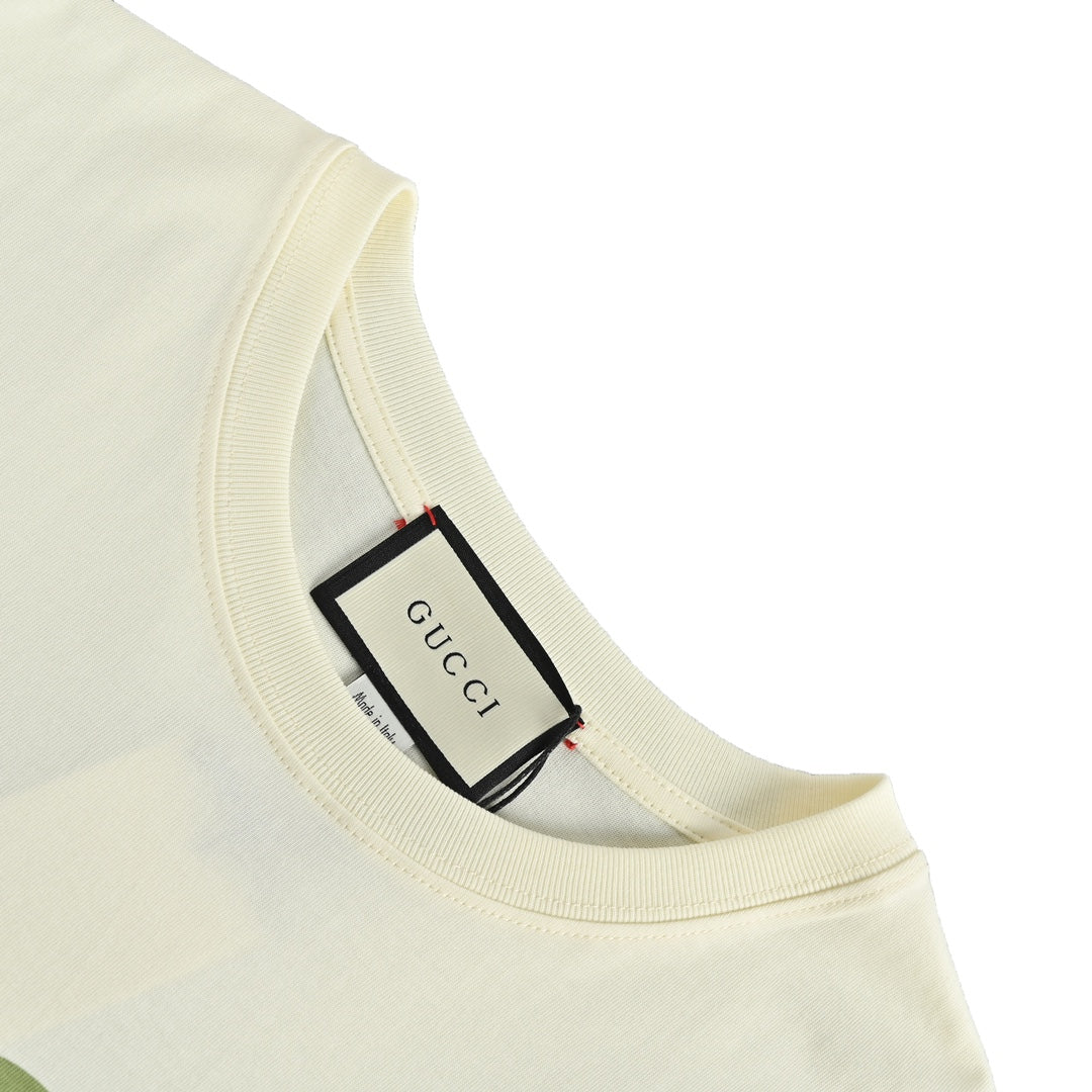 Kurze Ärmel mit grünem Blitz-Print 