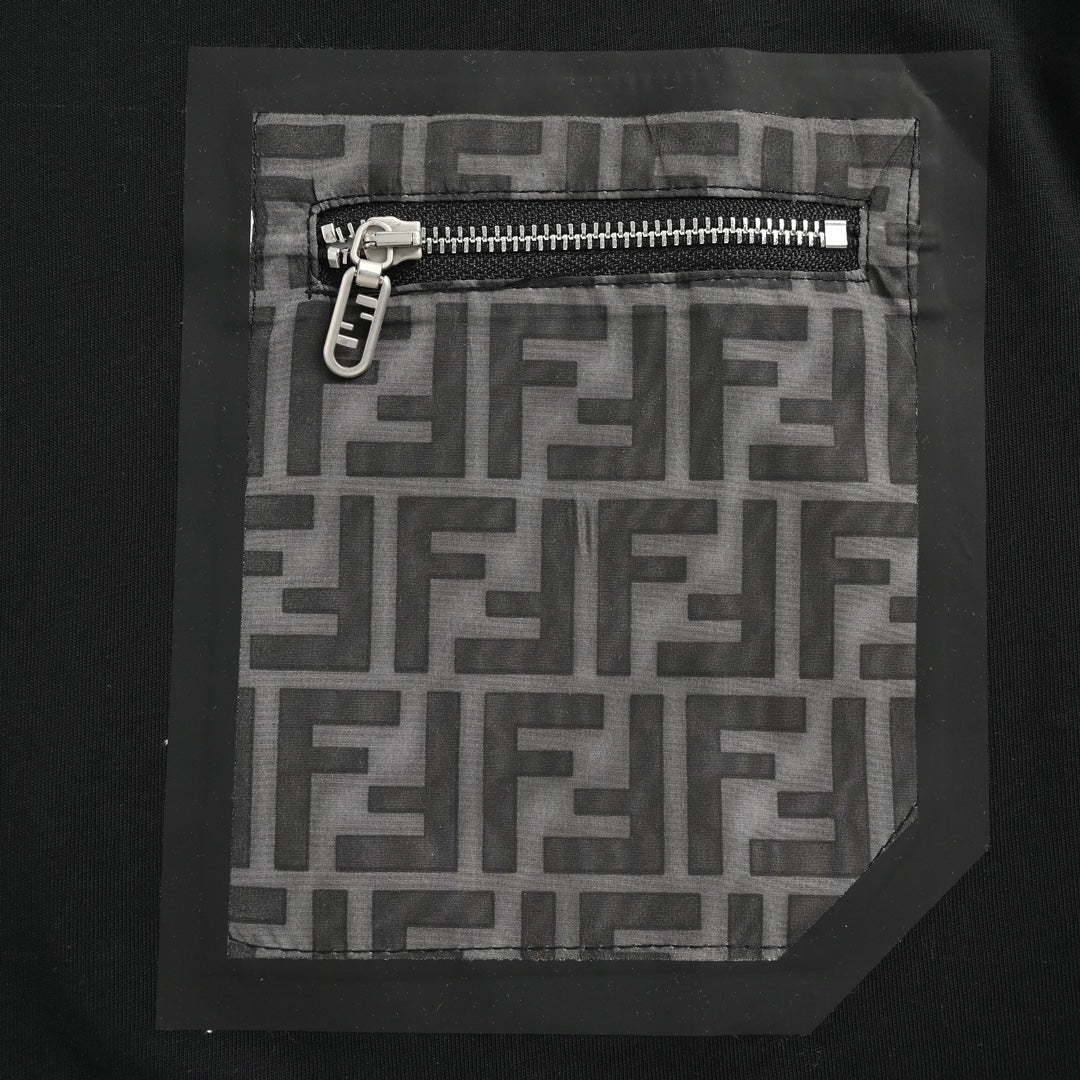 Kurze Ärmel mit Taschendruck 