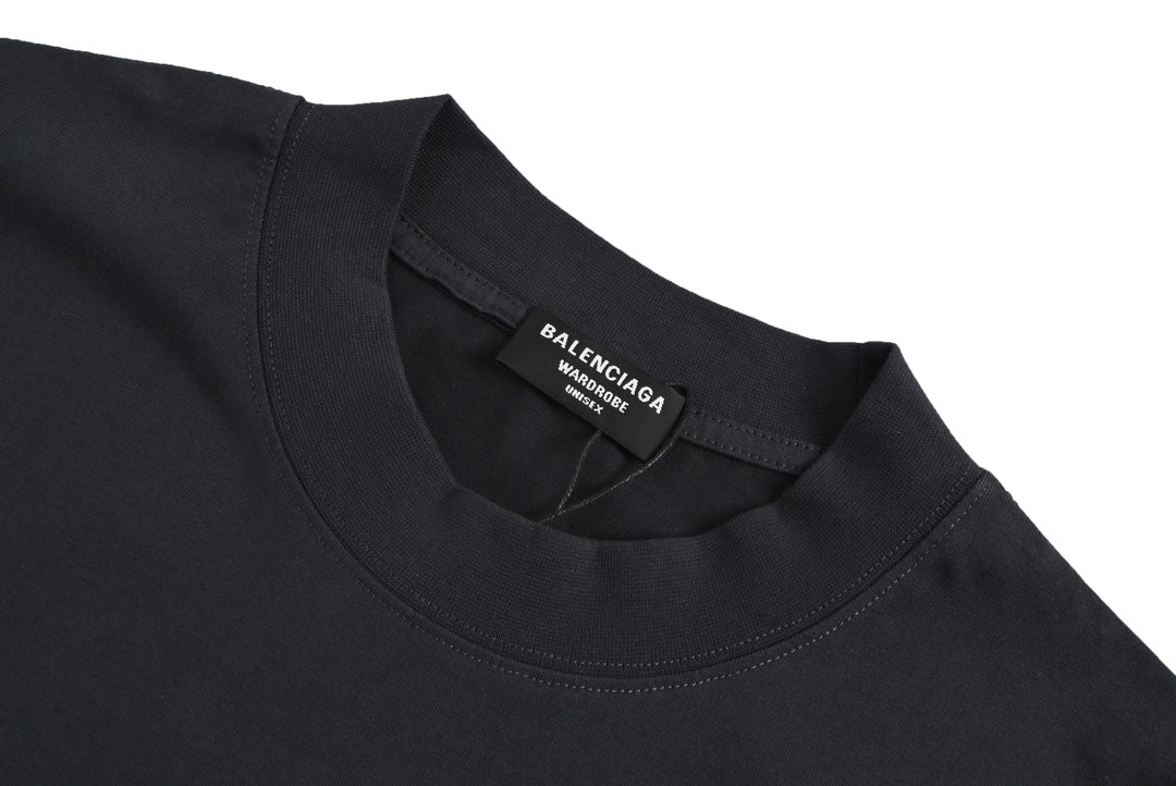 Rotes, gewaschenes Kurzarm-Shirt mit Doppel-B-Buchstabendruck 