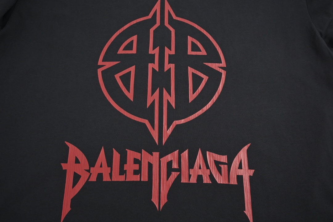 Rotes, gewaschenes Kurzarm-Shirt mit Doppel-B-Buchstabendruck 