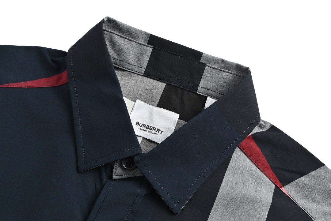 Chemise à carreaux classique