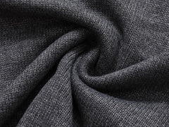 Pull brodé avec lettres
